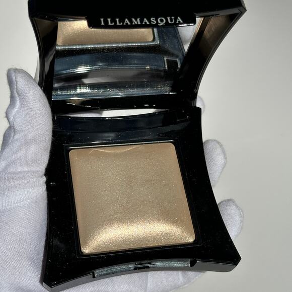 Illamasqua Beyond Powder Highlighter Compact OMG GORGEOUS Beige Gold Champagne7g - Picture 6 of 11
